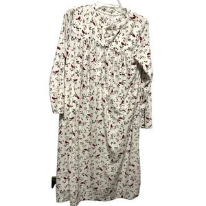 Aria Collection White w/Red Cardinal Henley LS Fleece Nightgown Size Small (4-6)